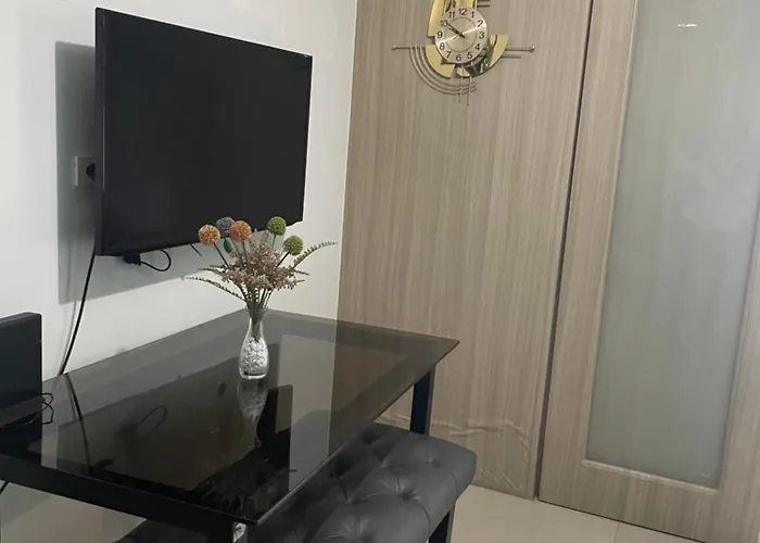 Shore Residences- Mall Of